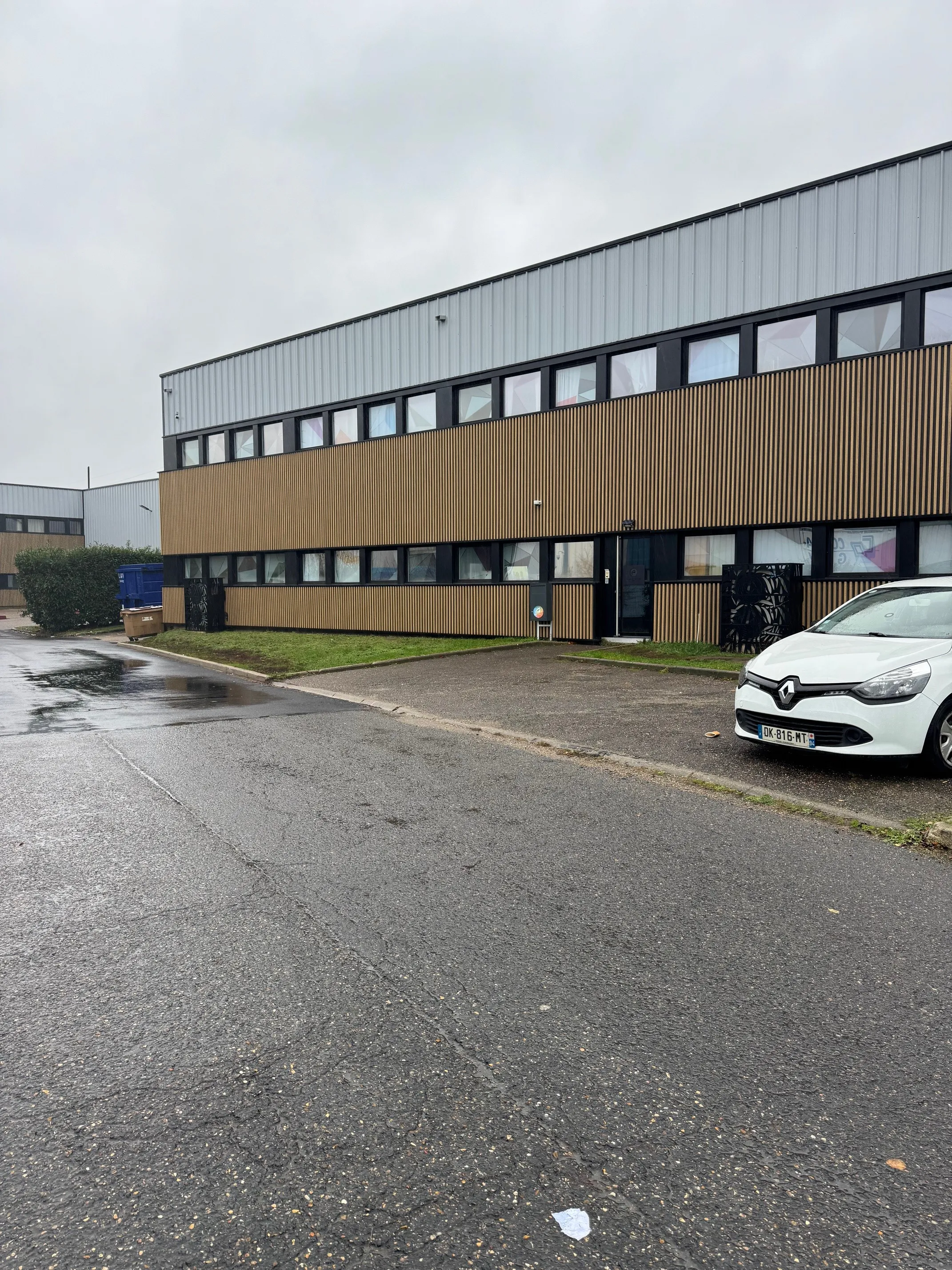 Angle Rue - Accès Visibilité Rond-Point